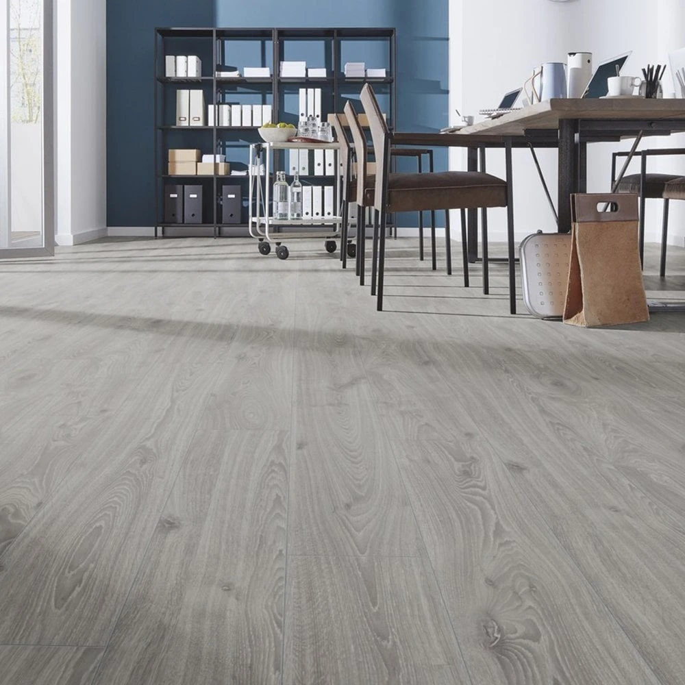 Kronotex Timeless Grey Oak - Robusto Villa 12mm Laminate Flooring (217736) - Image 3